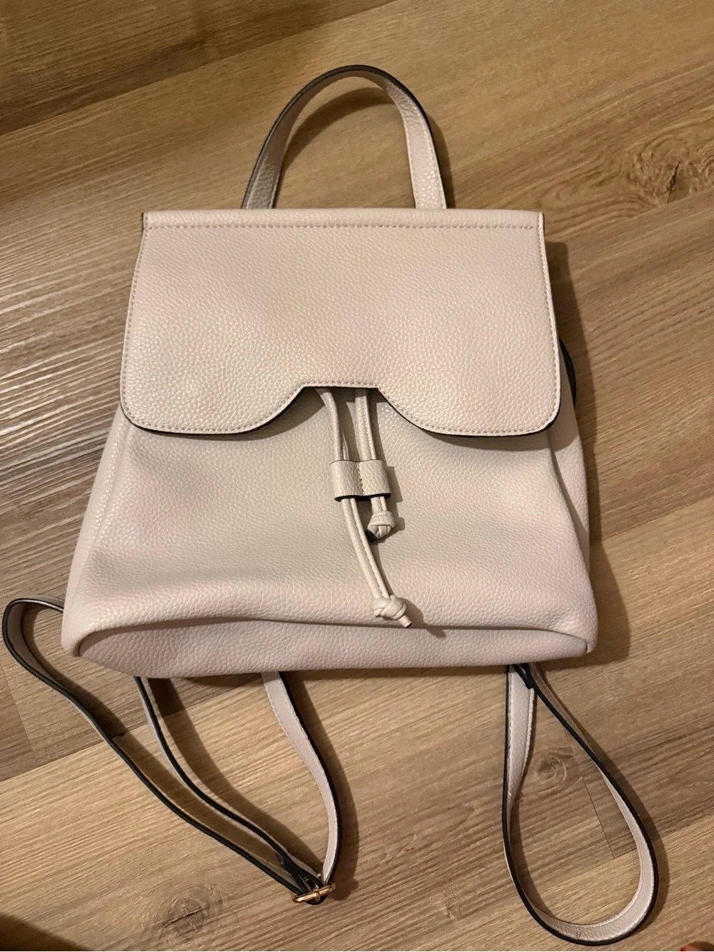 Women’s Cream Leather Backpack Handbag